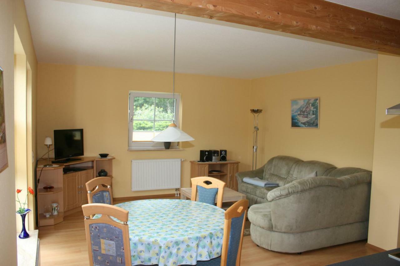 Ferienhaus Nachtigall Rechlin Buitenkant foto